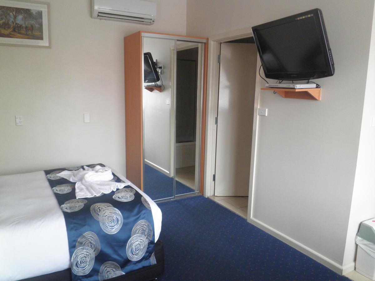 Poet's Recall Motel Gundagai Buitenkant foto