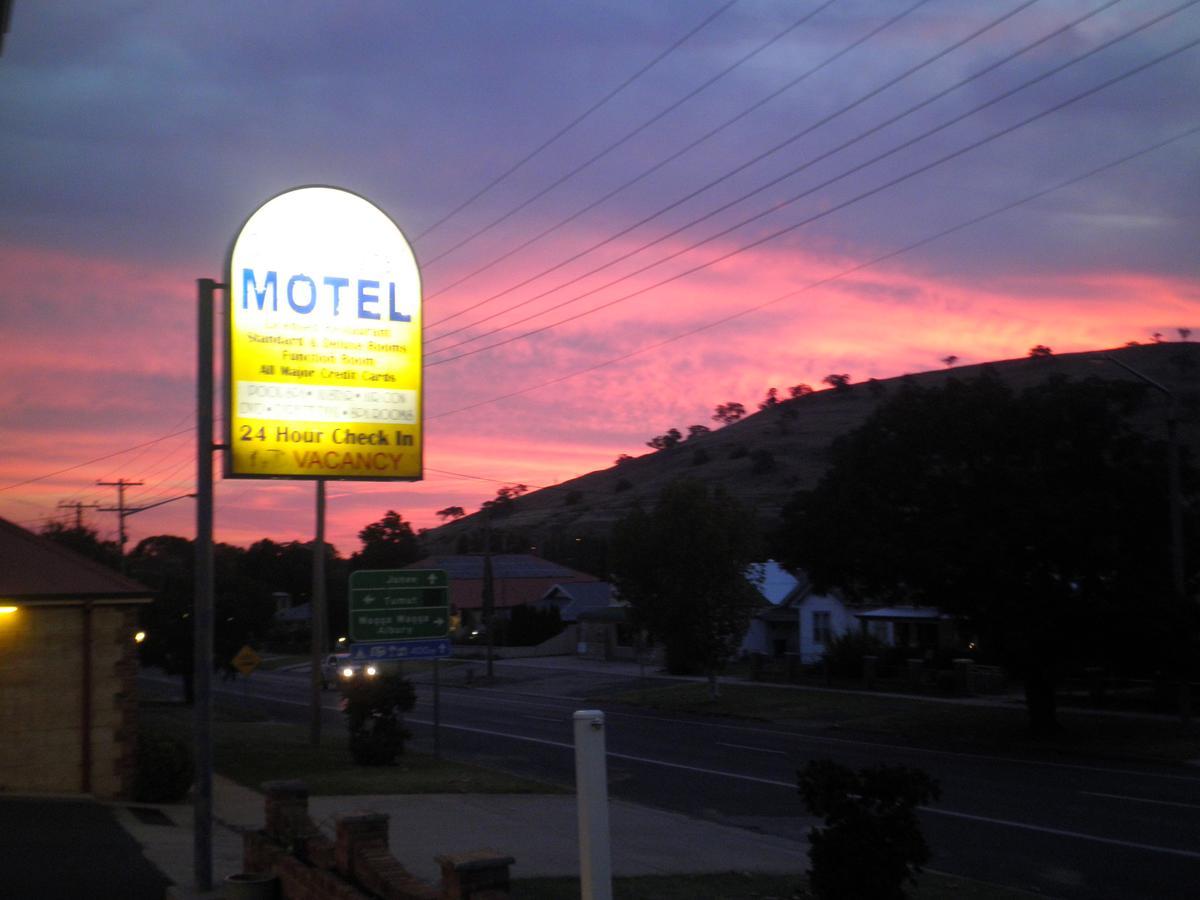 Poet's Recall Motel Gundagai Buitenkant foto