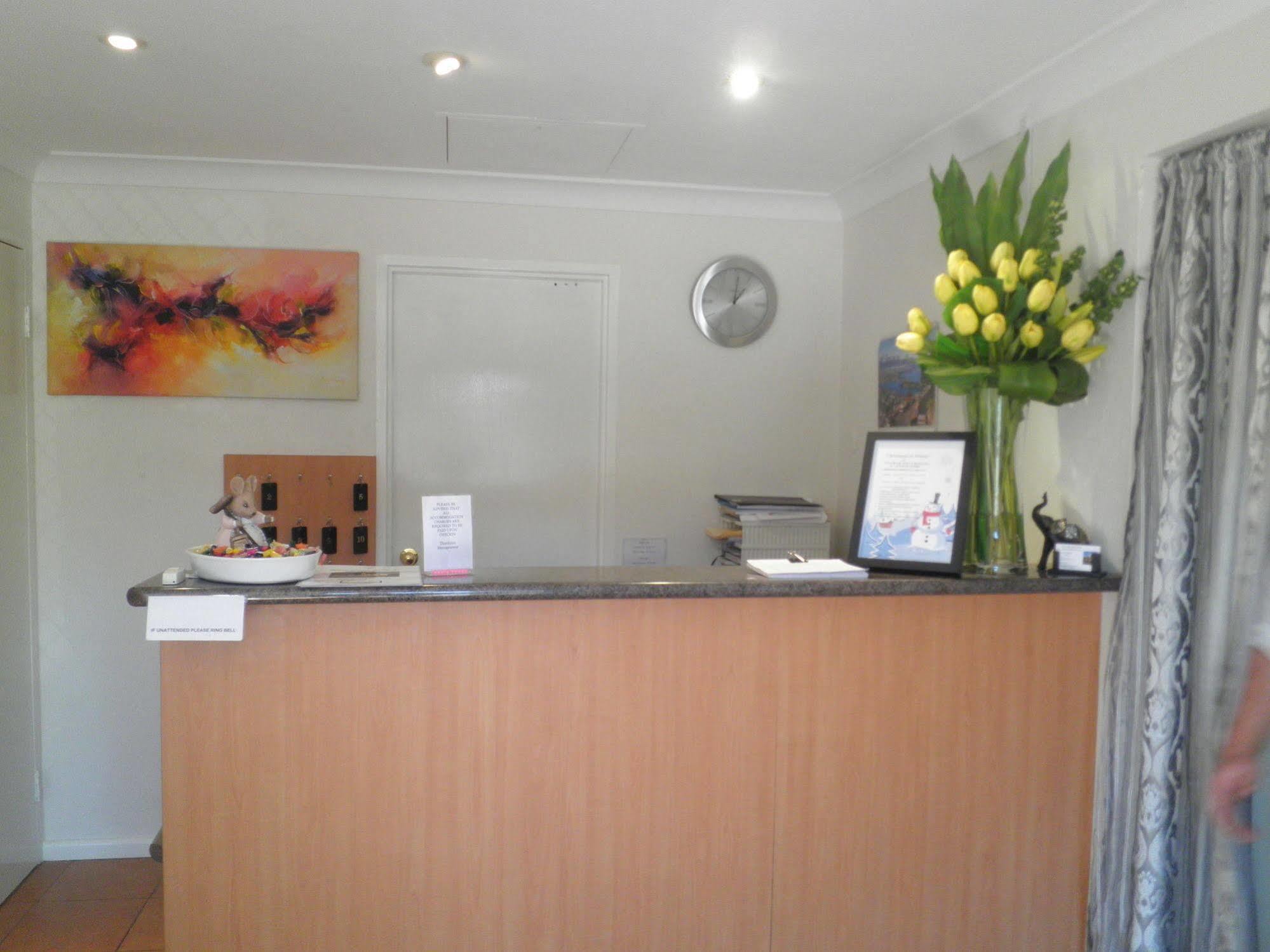 Poet's Recall Motel Gundagai Buitenkant foto