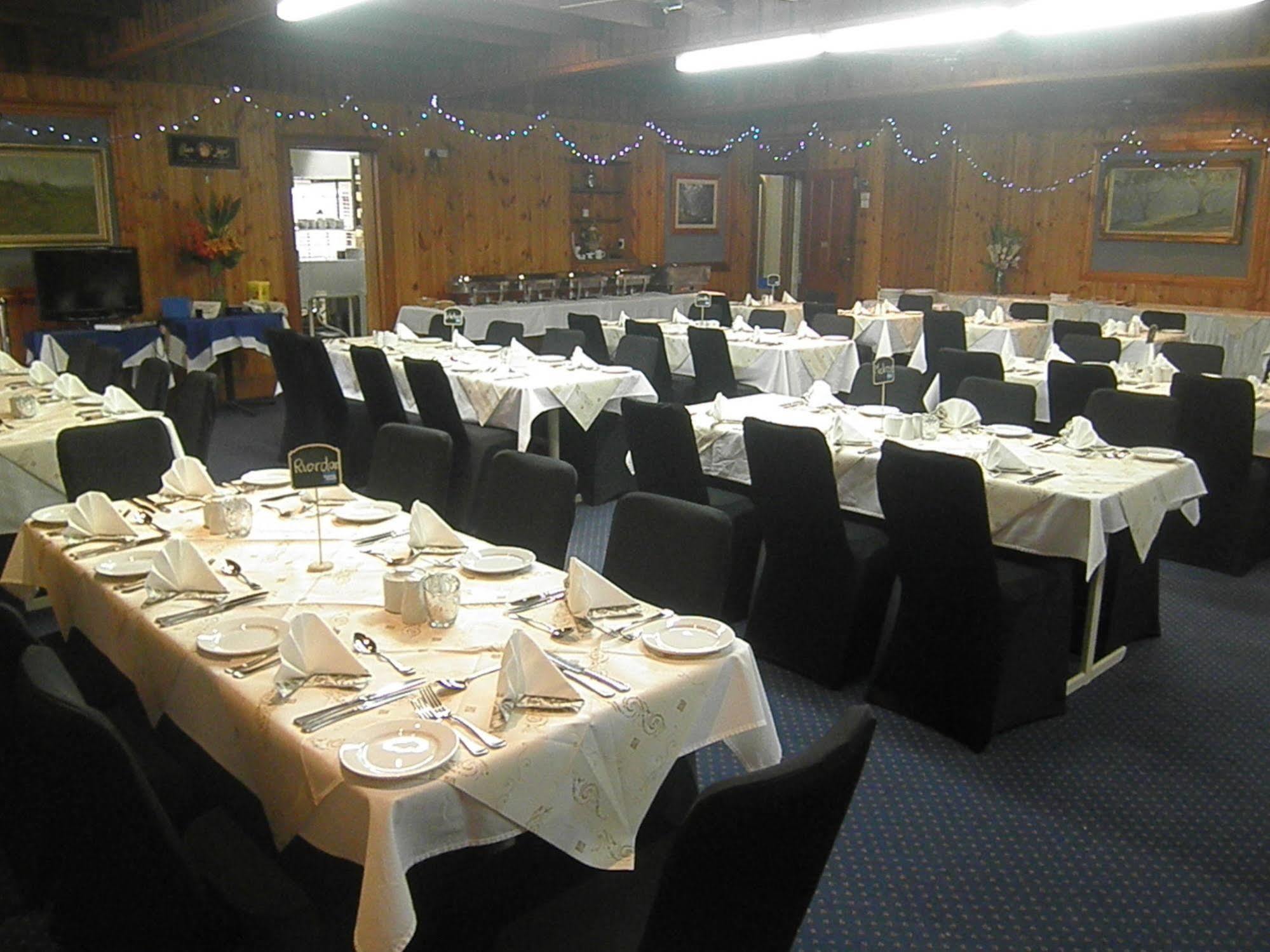 Poet's Recall Motel Gundagai Buitenkant foto