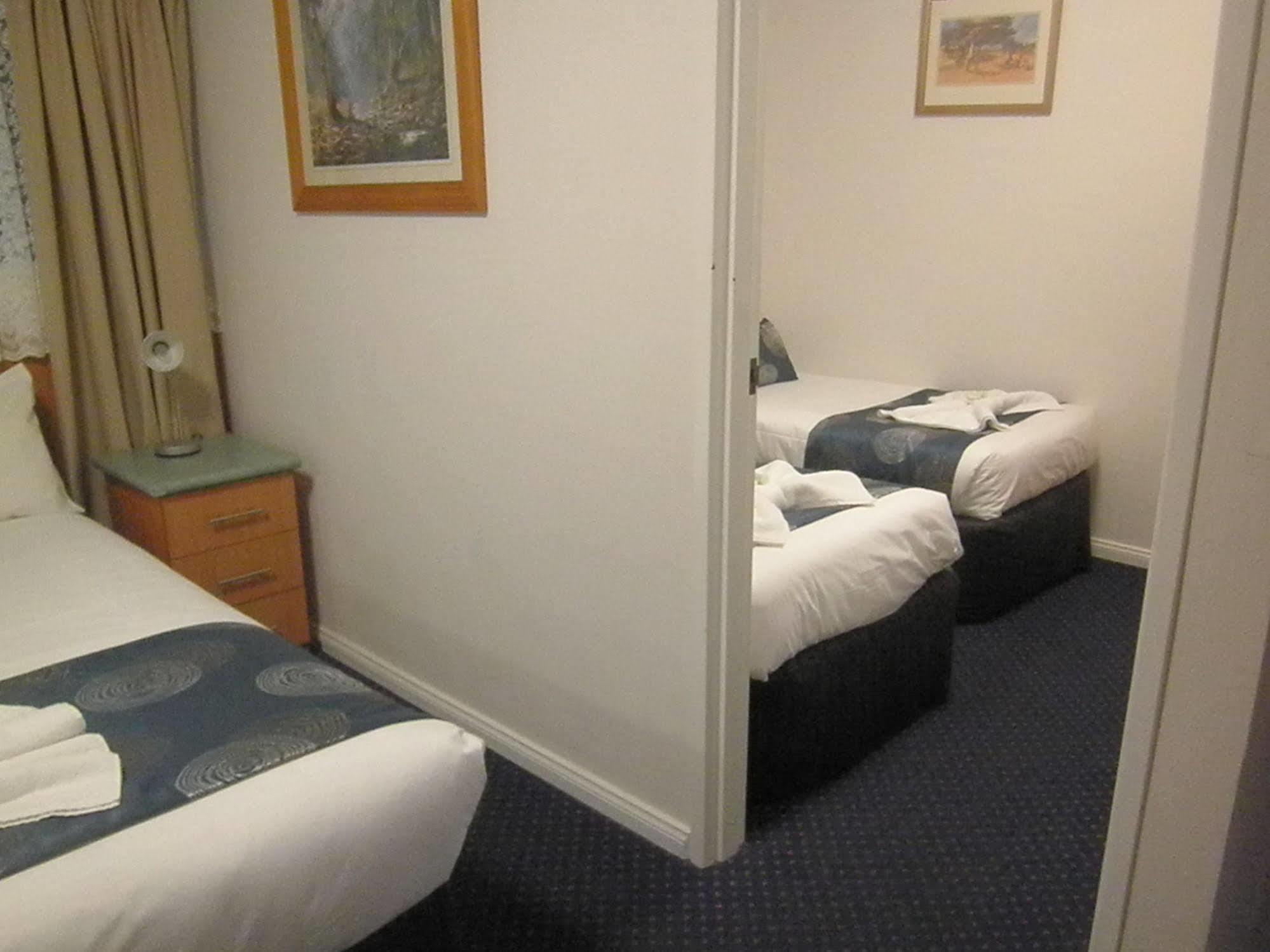 Poet's Recall Motel Gundagai Buitenkant foto